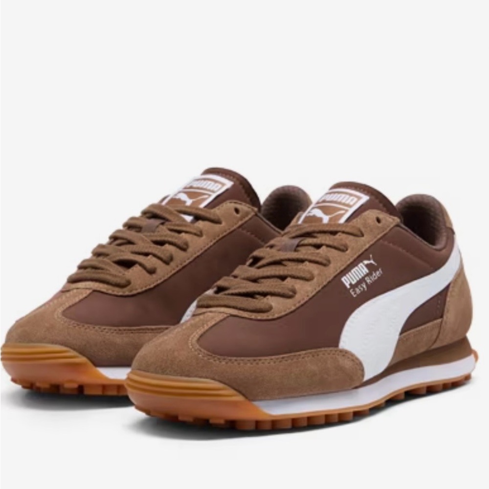Puma Women’s Easy Rider Sneaker in Dark Brown
